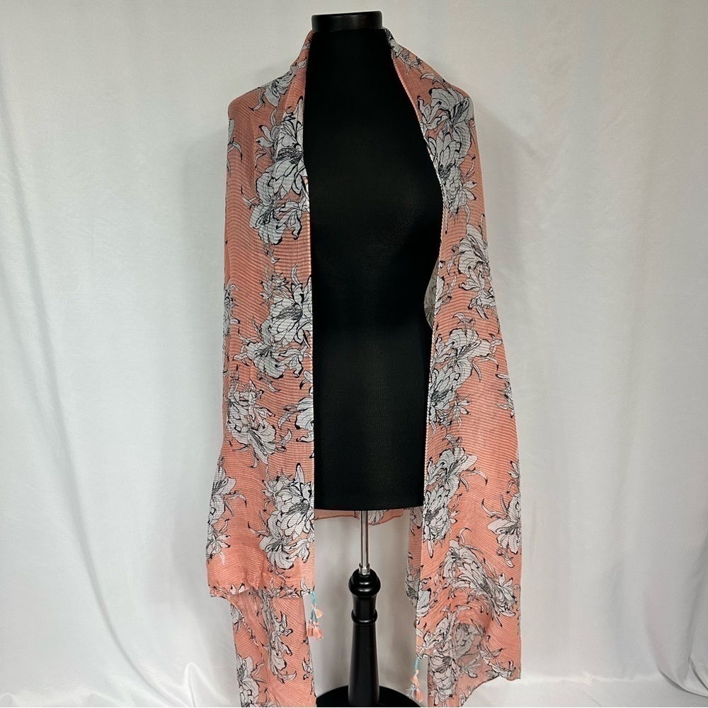 STEVE Madden Hibiscus Peach Scarf